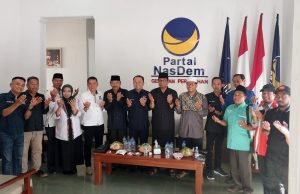 Pertemuan Tiga Parpol Pendukung Pasangan Anies Baswedan dan Muhaimin Iskandar di Kantor DPD Partai NasDem Lombok Tengah pada Sabtu siang (23/9). Foto: Edi Suryansyah/Edisidot.id